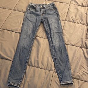 Good American Jeans - Good Leg Crop, Size 4/27, Medium Wash